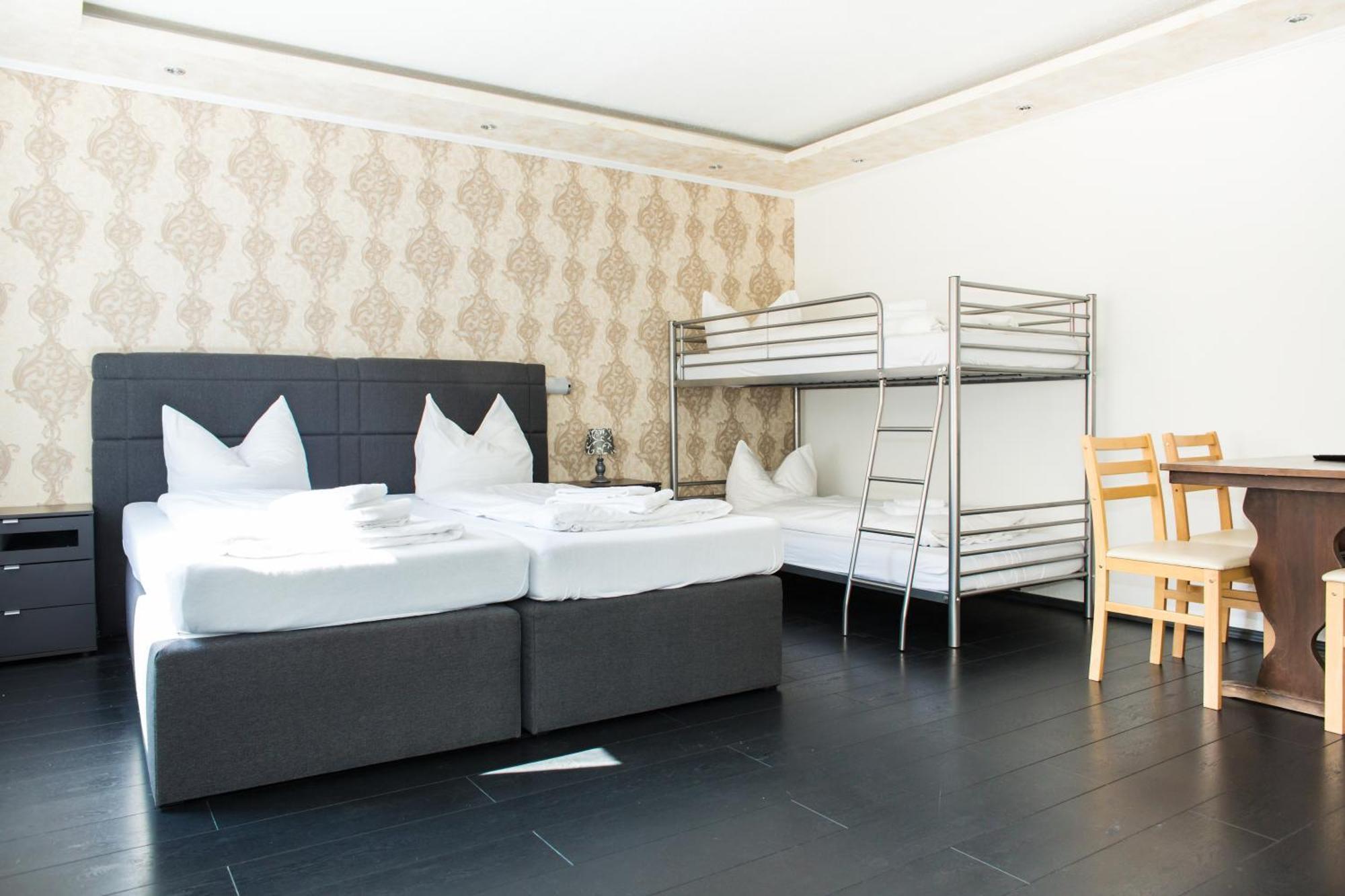 Hostel & Hotel เบราน์ลาเกอ ภายนอก รูปภาพ
