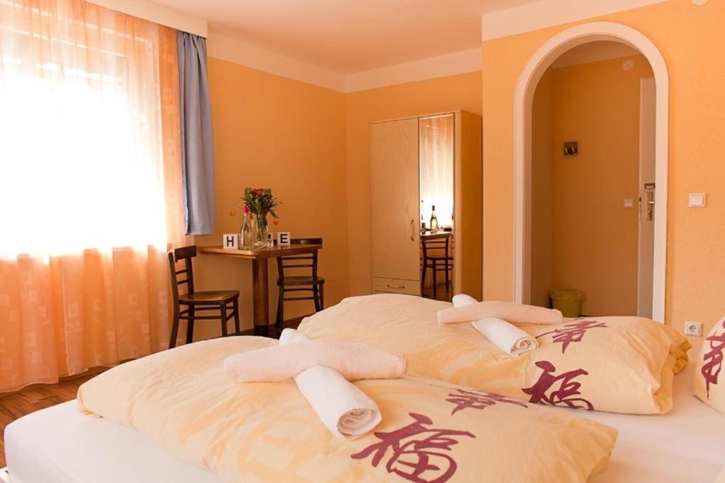 Hostel & Hotel เบราน์ลาเกอ ภายนอก รูปภาพ